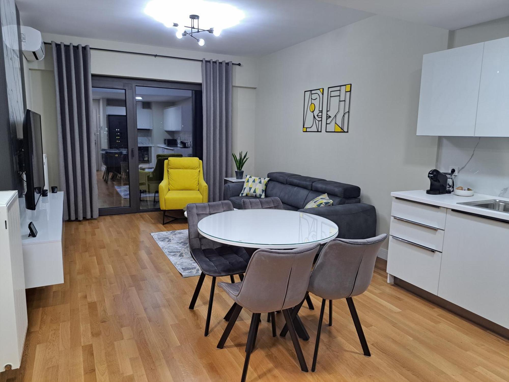 Anika Luxury Apartment At Diamond Center Üsküp Dış mekan fotoğraf