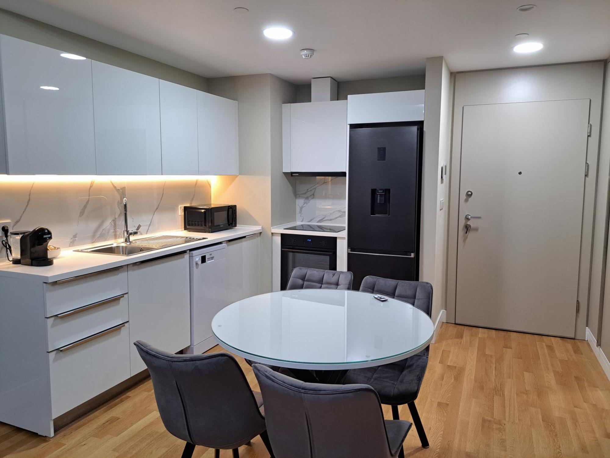 Anika Luxury Apartment At Diamond Center Üsküp Dış mekan fotoğraf