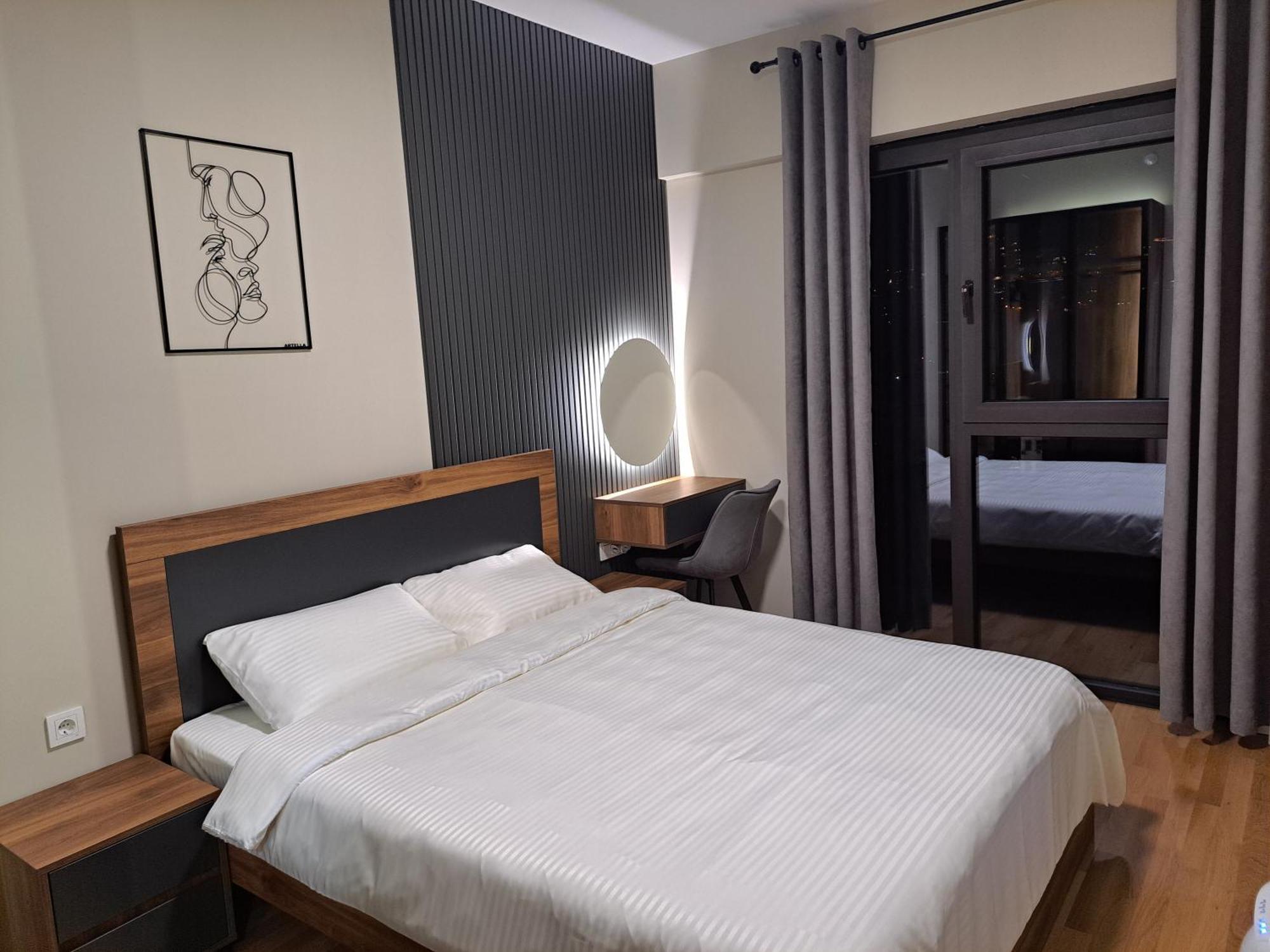 Anika Luxury Apartment At Diamond Center Üsküp Dış mekan fotoğraf